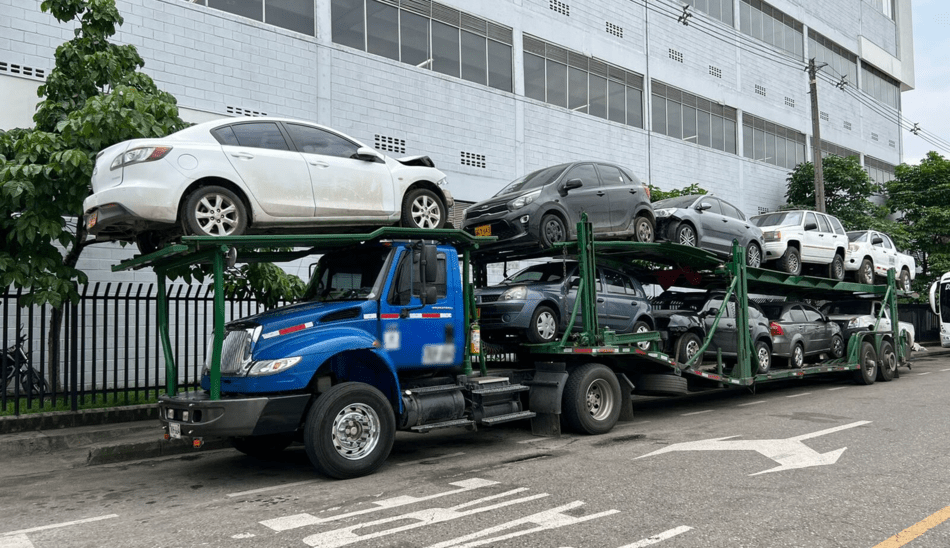 Movicar Transporte De Veh Culos En Camiones Tipo Ni Era Nodrizas Cama Baja Planch N O